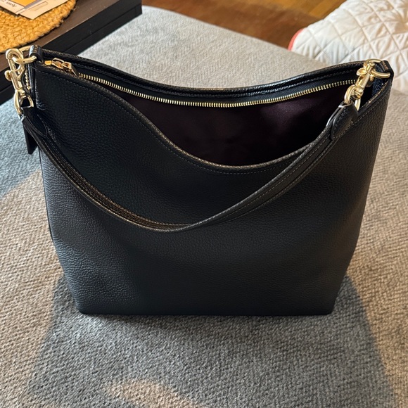 Coach Black Leather Shoulder Bag with Gold Accents - Picture 4 of 4